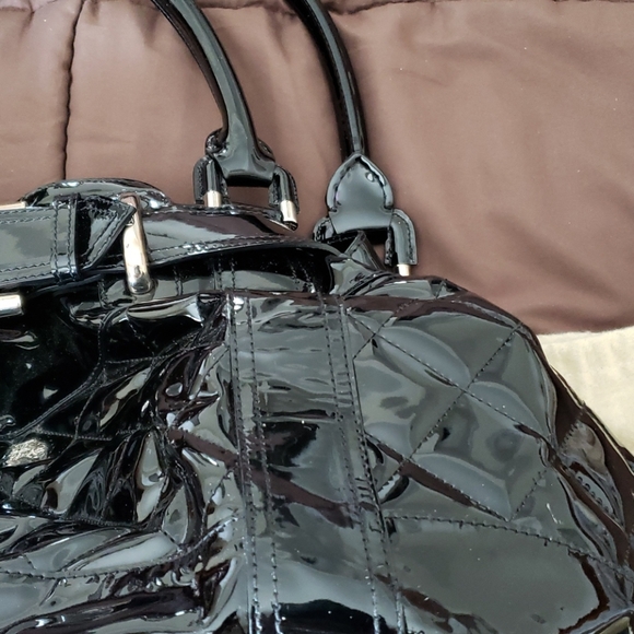 Burberry quilted patent leather large silver tone (price is firm) - Picture 4 of 12